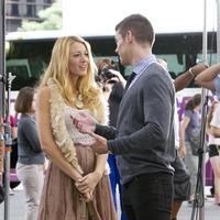 Blake Lively on the set of 'Gossip Girl' shooting on location | Picture 68514